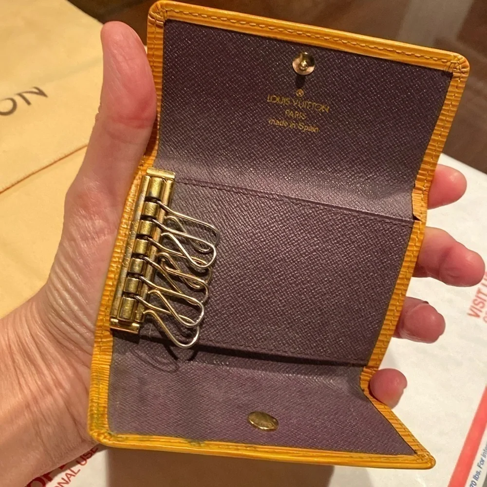 Louis Vuitton Yellow Epi 6 Key Holder #CA0979